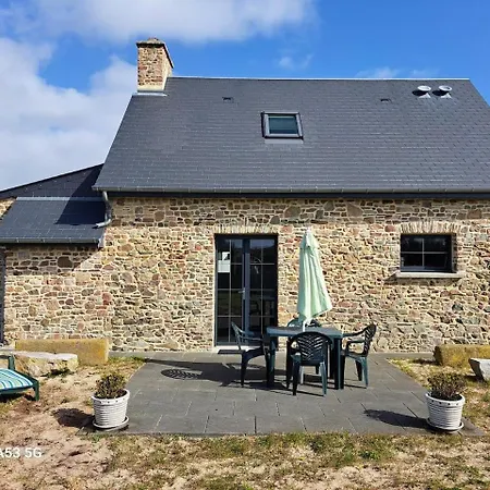 Hébergement de vacances Le De La Bergerie, 200 M De La Pirou